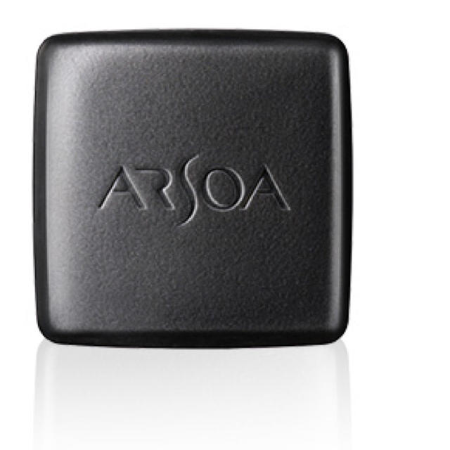ARSOA(アルソア)のアルソア クイーンシルバー 石鹸　135g 期間限定。ポーチを一つプレゼント コスメ/美容のスキンケア/基礎化粧品(洗顔料)の商品写真