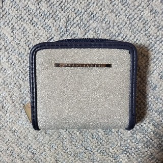 新品、未使用STRADIVARIUS折り財布(難あり)(財布)