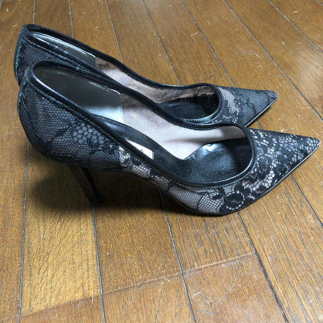 DIANA(ダイアナ)のDIANA（ダイアナ ）レースパンプス　23.5 中古美品　ハイヒール　靴 レディースの靴/シューズ(ハイヒール/パンプス)の商品写真