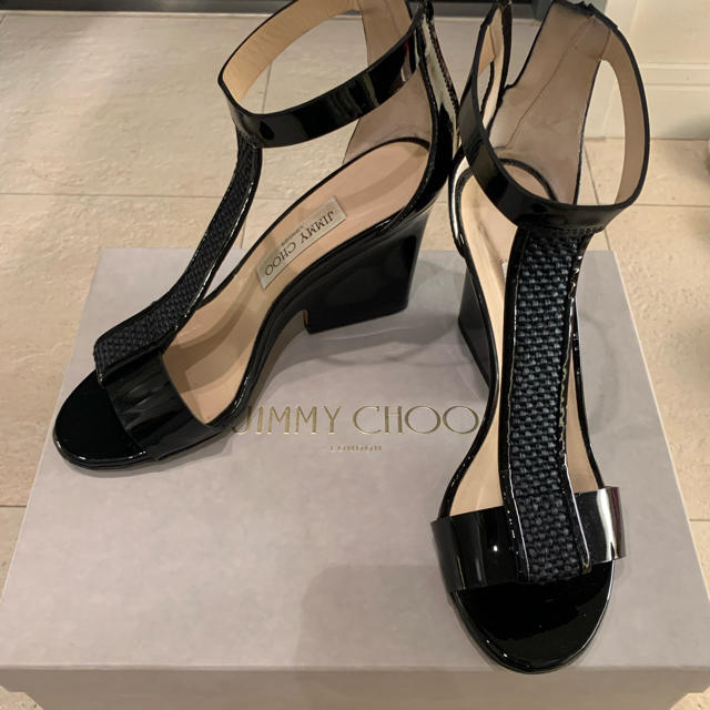 Jimmy Choo 黒エナメルMILANサンダル 【保存版】 51.0%OFF realtor37 ...