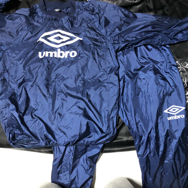 UMBRO(アンブロ)の四日市中央工業高校　ピステ スポーツ/アウトドアのサッカー/フットサル(ウェア)の商品写真