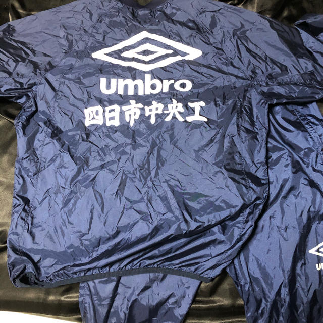 UMBRO(アンブロ)の四日市中央工業高校　ピステ スポーツ/アウトドアのサッカー/フットサル(ウェア)の商品写真