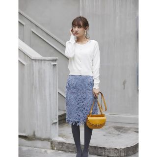 トッコ(tocco)の【タイトスカート】tocco closet　タイトスカート　花柄レース(ひざ丈スカート)