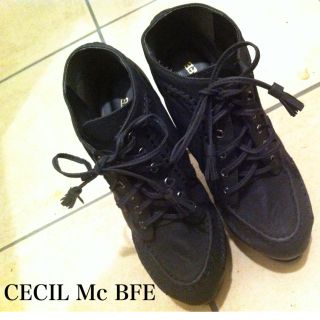 セシルマクビー(CECIL McBEE)のCECIL McBEE ショートブーツ(ブーツ)