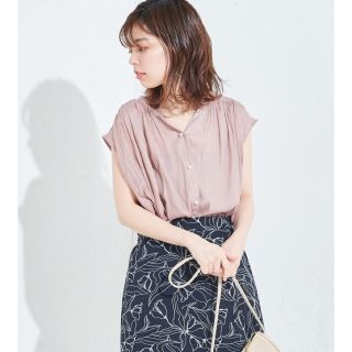 ナチュラルクチュール(natural couture)のnatural couture パールスキッパーブラウス(シャツ/ブラウス(半袖/袖なし))