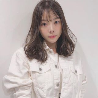 スナイデル(SNIDEL)の稲垣莉生さん　着用　snidel ホワイト　ジャケット(Gジャン/デニムジャケット)