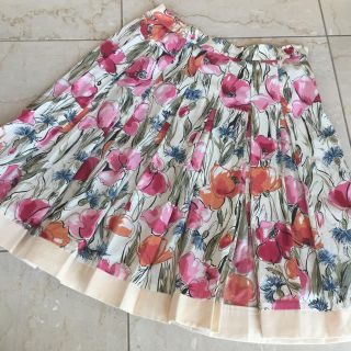 ブルマリン(Blumarine)のどら焼き♡様専用(ひざ丈スカート)