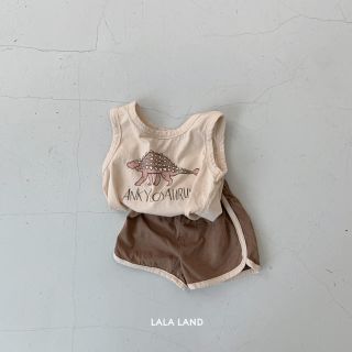 LALA LAND 恐竜柄セットアップ　韓国子供服(Tシャツ/カットソー)