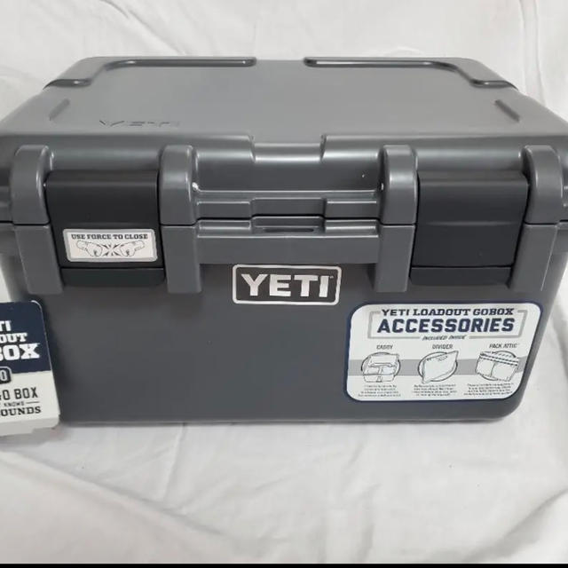 Snow Peak(スノーピーク)のYeti LoadOut GoBox 30 チャコール スポーツ/アウトドアのアウトドア(その他)の商品写真