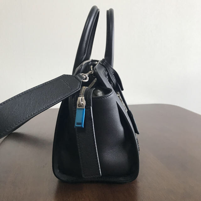 Saint Laurent - 【新品】限定サンローラン ダウンタウン黒YSLカバ