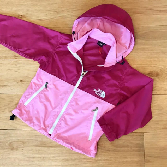 THE NORTH FACE(ザノースフェイス)のノースフェイス☆ ウィンドブレーカー パーカー 110 キッズ/ベビー/マタニティのキッズ服女の子用(90cm~)(ジャケット/上着)の商品写真