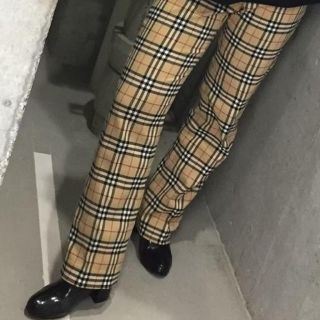 バーバリー(BURBERRY)のBurberry パンツ(ショーツ)