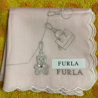 フルラ(Furla)のフルラ  ハンカチpハートベアチャーム刺繍(ハンカチ)