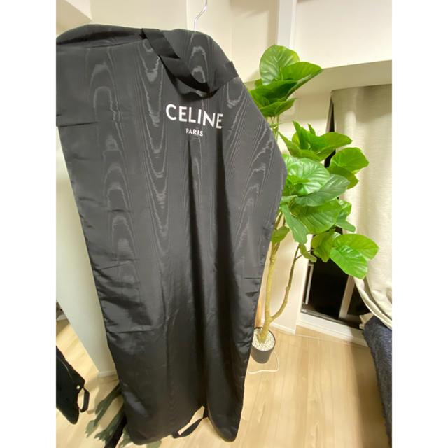 celine(セリーヌ)のCELINE セリーヌ　純正　非売品 ハンガー ガーメント メンズのジャケット/アウター(チェスターコート)の商品写真