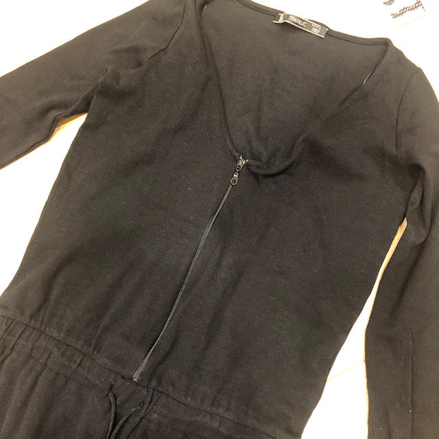 ZARA(ザラ)のZARA ザラ　黒リブ　オールインワン　ジャンプスーツ レディースのパンツ(オールインワン)の商品写真