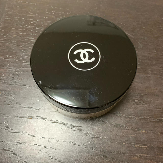 CHANEL(シャネル)のCHANEL シャネル フェイスパウダー コスメ/美容のベースメイク/化粧品(フェイスパウダー)の商品写真