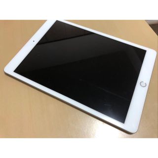 iPad 7世代　シルバー　刻印入りのため特価　＋ApplePencil