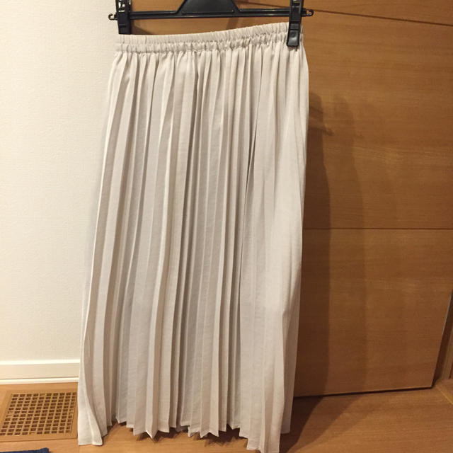 LOWRYS FARM(ローリーズファーム)の【USED】プリーツスカート ロング グレー レディースのスカート(ロングスカート)の商品写真