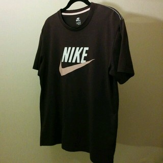 ナイキ(NIKE)のNIKE/茶×ピンク Tシャツ(Tシャツ/カットソー(半袖/袖なし))