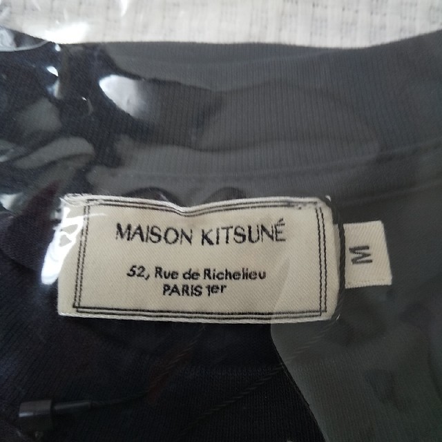 MAISON KITSUNE'(メゾンキツネ)のメゾンキツネ 半袖Tシャツ Mサイズ【新品未使用】 メンズのトップス(Tシャツ/カットソー(半袖/袖なし))の商品写真