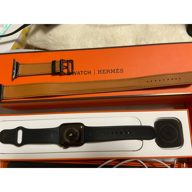 Apple Watch(アップルウォッチ)のApple watch 5 hermes 40mm ブラック ダブルトゥール メンズの時計(腕時計(デジタル))の商品写真