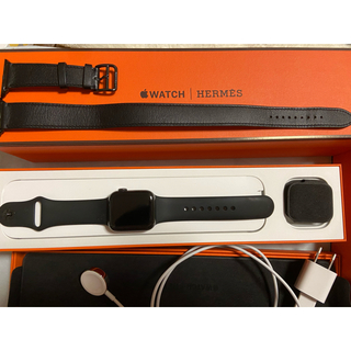 アップルウォッチ(Apple Watch)のApple watch 5 hermes 40mm ブラック ダブルトゥール(腕時計(デジタル))