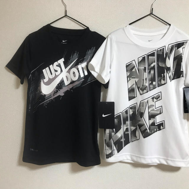 NIKE(ナイキ)の新品　NIKE ナイキ　キッズ　115  Tシャツ　白　黒　モノトーンセット キッズ/ベビー/マタニティのキッズ服男の子用(90cm~)(Tシャツ/カットソー)の商品写真