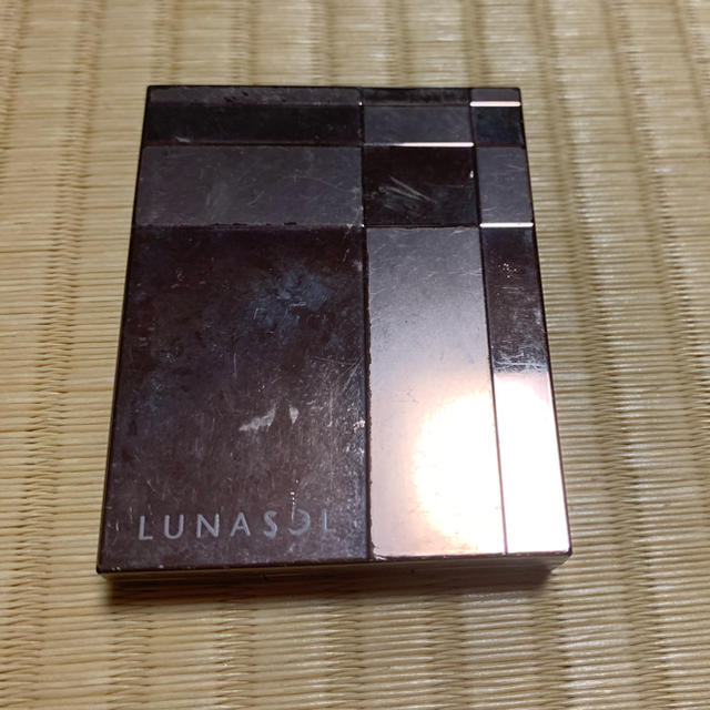 LUNASOL(ルナソル)のルナソル　アイシャドウ コスメ/美容のベースメイク/化粧品(アイシャドウ)の商品写真