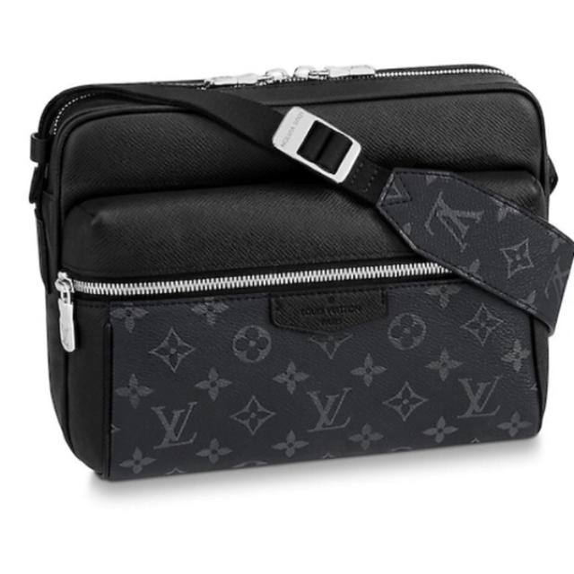 LOUIS VUITTON(ルイヴィトン)のリサち様　♡ ご専用　新品未使用　ルイヴィトン　アウトドア　メッセンジャー メンズのバッグ(メッセンジャーバッグ)の商品写真