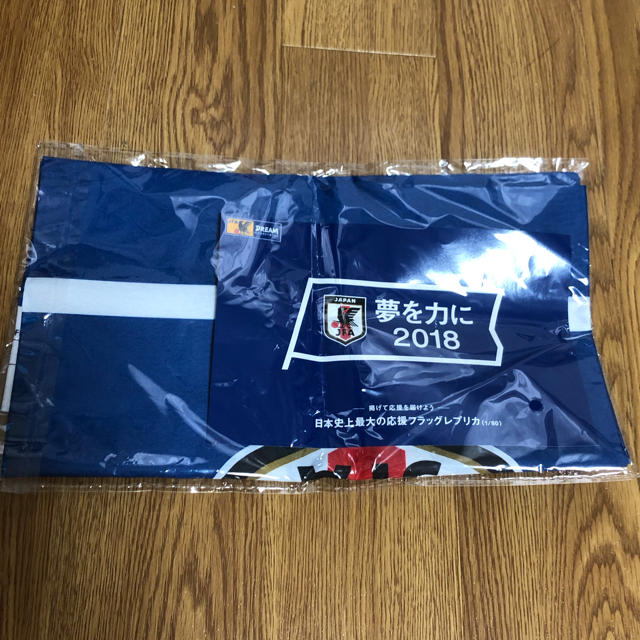 サッカー日本代表 応援フラッグレプリカ スポーツ/アウトドアのサッカー/フットサル(応援グッズ)の商品写真