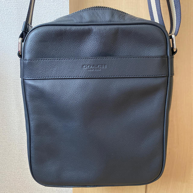 COACH(コーチ)のコーチ ショルダーバッグ　本日値下げ メンズのバッグ(ショルダーバッグ)の商品写真