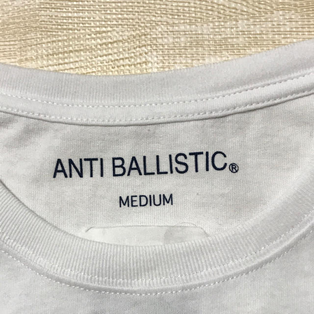 BALLISTICS(バリスティクス)のANTI BALLISTIC刺繍入りTシャツ レディースのトップス(Tシャツ(半袖/袖なし))の商品写真