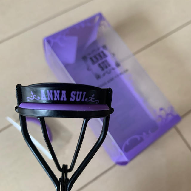 ANNA SUI(アナスイ)の美品☆ANNA SUI アイラッシュ　カーラー コスメ/美容のメイク道具/ケアグッズ(ビューラー・カーラー)の商品写真