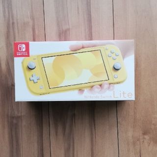 ニンテンドースイッチ(Nintendo Switch)のNintendo Switch Lite  スイッチライト イエロー(家庭用ゲーム機本体)