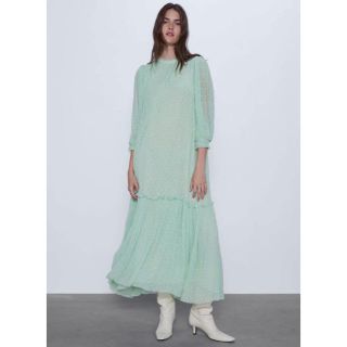 ザラ(ZARA)の新品☆ZARA ザラ ロングチュールワンピース M(ロングワンピース/マキシワンピース)