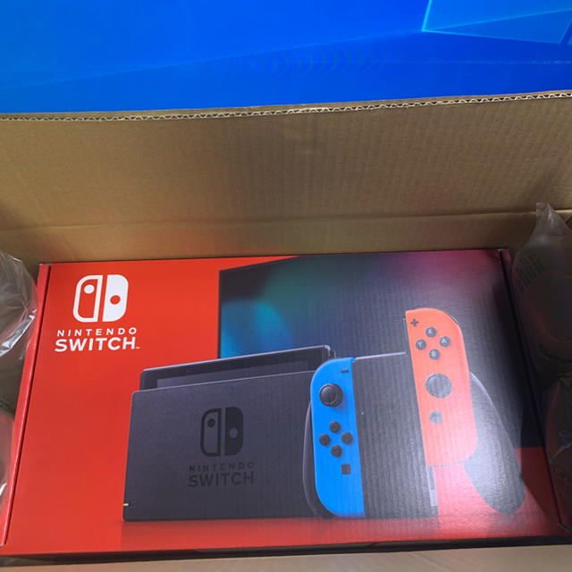 Nintendo Switch Joy-Con(L) ネオンB/(R) ネオンR