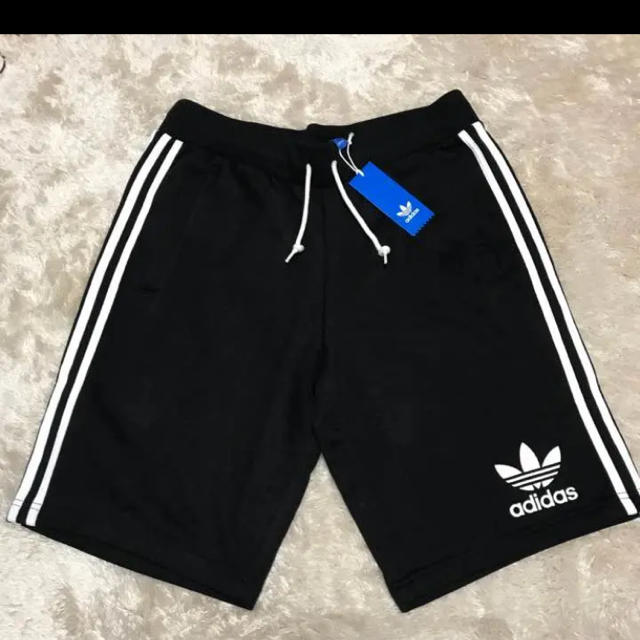 adidas originals　ハーフパンツ