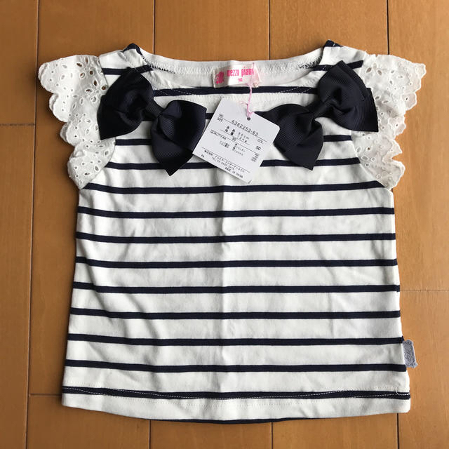 mezzo piano(メゾピアノ)のメゾピアノ　mezzo piano  Tシャツ　新品　未使用　90センチ キッズ/ベビー/マタニティのキッズ服女の子用(90cm~)(Tシャツ/カットソー)の商品写真