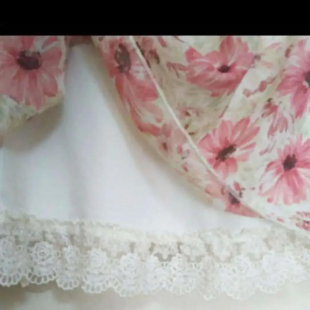 L'EST ROSE(レストローズ)のレストローズ☆花柄スカート レディースのスカート(ひざ丈スカート)の商品写真