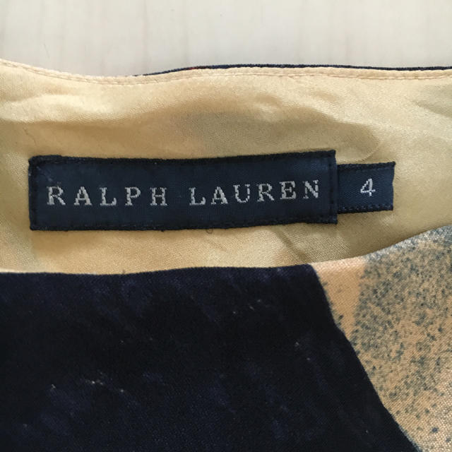 Ralph Lauren(ラルフローレン)のラルフローレン　スカート　サイズ４　シルク素材　パーティ レディースのスカート(ひざ丈スカート)の商品写真