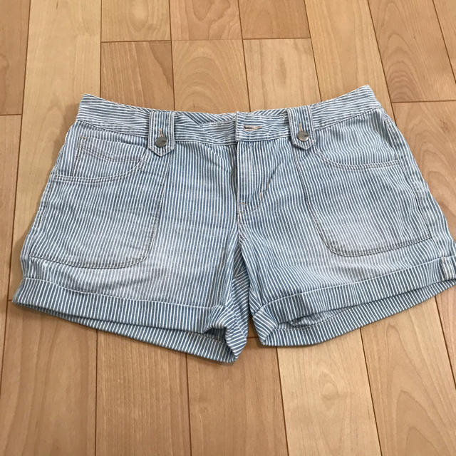 GAP(ギャップ)のGAP【ヒッコリー ショートパンツ】 レディースのパンツ(ショートパンツ)の商品写真