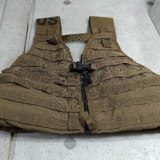 US  FIGHTING LOAD CARRIER / VEST 米軍放出品(その他)