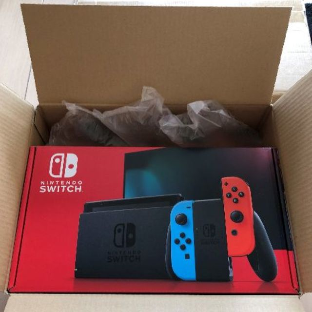 本日発送 新品未使用 国内版 Nintendo Switch ネオン