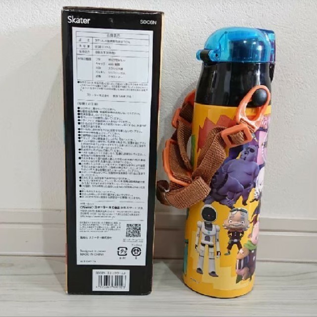 スナックワールド 新品 超軽量 ダイレクトステンレスボトル 580ml キッズ/ベビー/マタニティの授乳/お食事用品(水筒)の商品写真