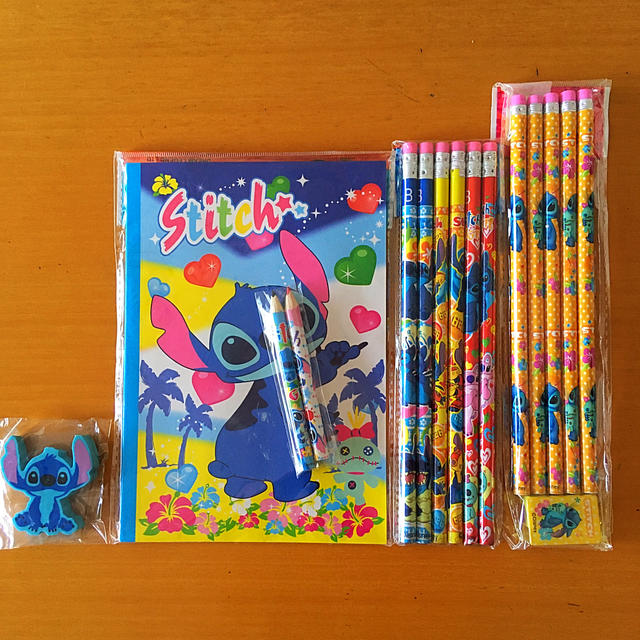 STITCH(スティッチ)のディズニー　スティッチ　文房具　セット エンタメ/ホビーのおもちゃ/ぬいぐるみ(キャラクターグッズ)の商品写真