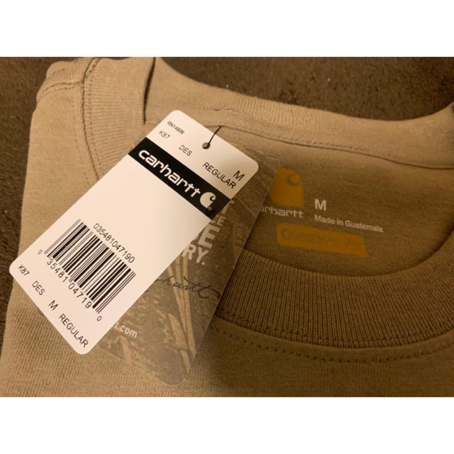 carhartt(カーハート)の新品 carhartt Tシャツ mサイズ ロゴ デザート カーキ系 メンズのトップス(Tシャツ/カットソー(半袖/袖なし))の商品写真