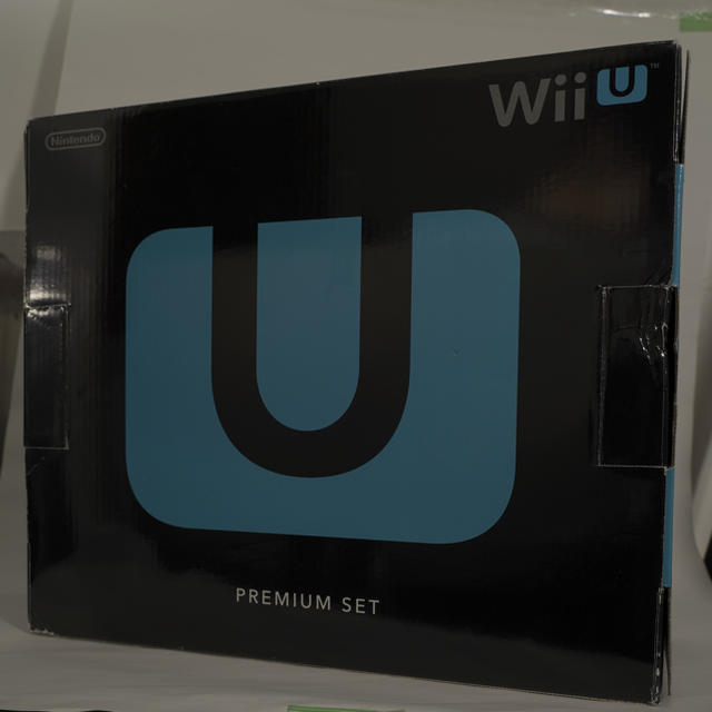 WiiU PremiumSet 本体+コントローラーのセット(充電器なども付属)