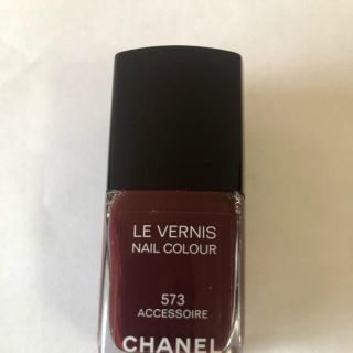 シャネル(CHANEL)のm様シャネルヴェルニ　573(マニキュア)