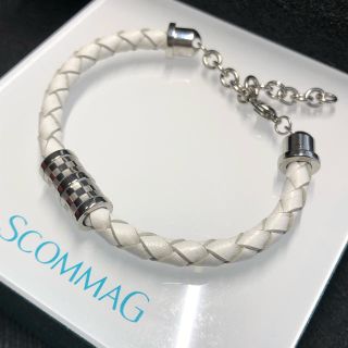 値下げ✩ScommaG レザーブレスレット　ホワイト　エスカマジー　BLESS