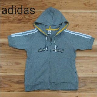 アディダス(adidas)のadidas／アディダス半袖パーカー(ジャケット/上着)